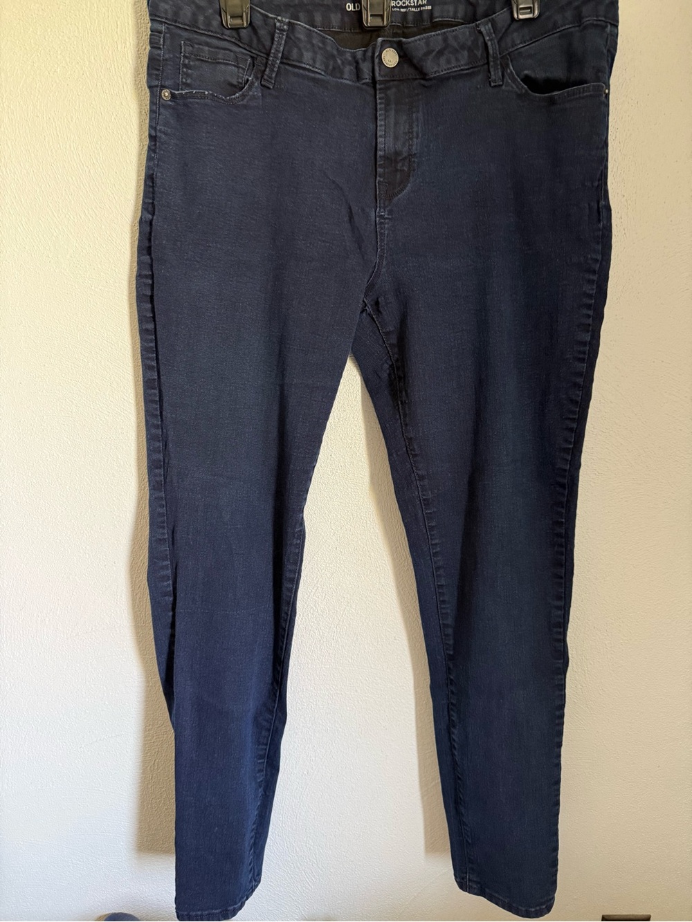 Old Navy Women’s Navy Skinny Jeans